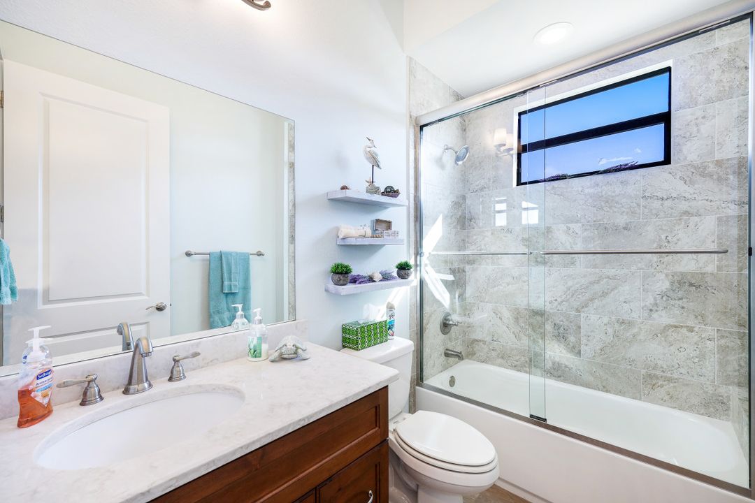 5828 SW 1st Ave, Cape Coral, FL 33914