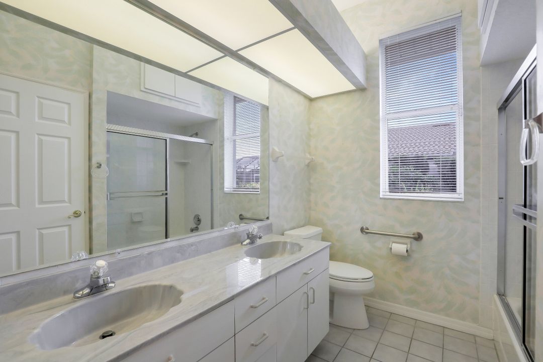 19259 Vintage Trace Cir, Fort Myers, FL 33967