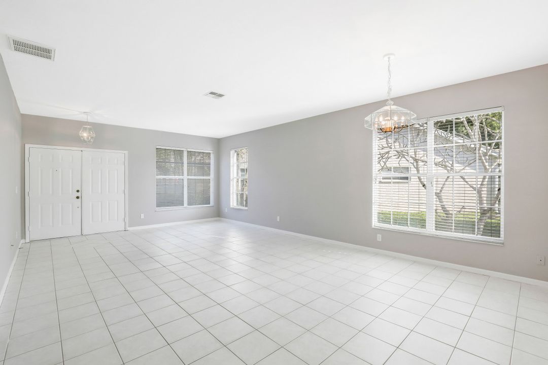 12530 Eagle Pointe Cir, Fort Myers, FL 33913