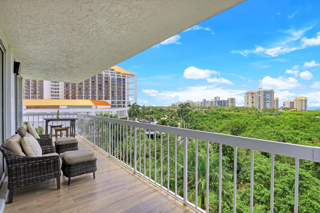 5501 Heron Point Dr #501, Naples, FL 34108