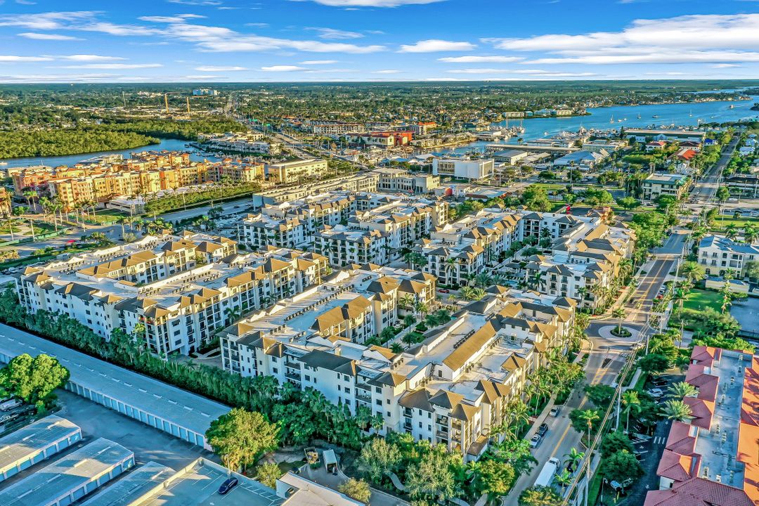 1035 3rd Ave S #105, Naples, FL 34102