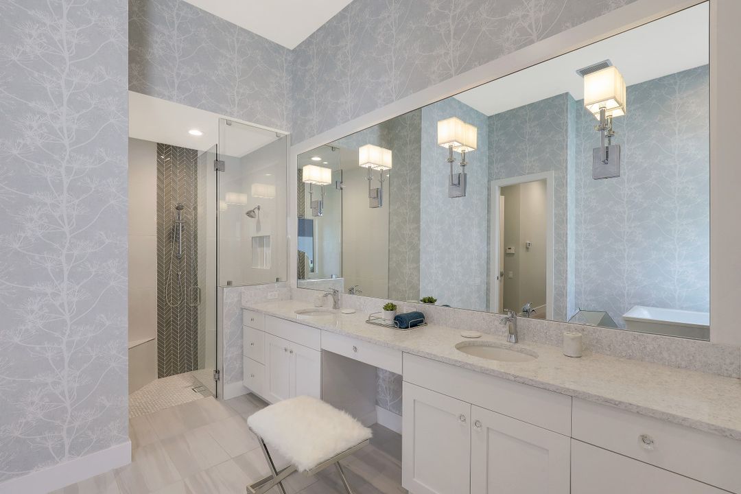 10461 Trevi Isle Way, Miromar Lakes, FL 33913