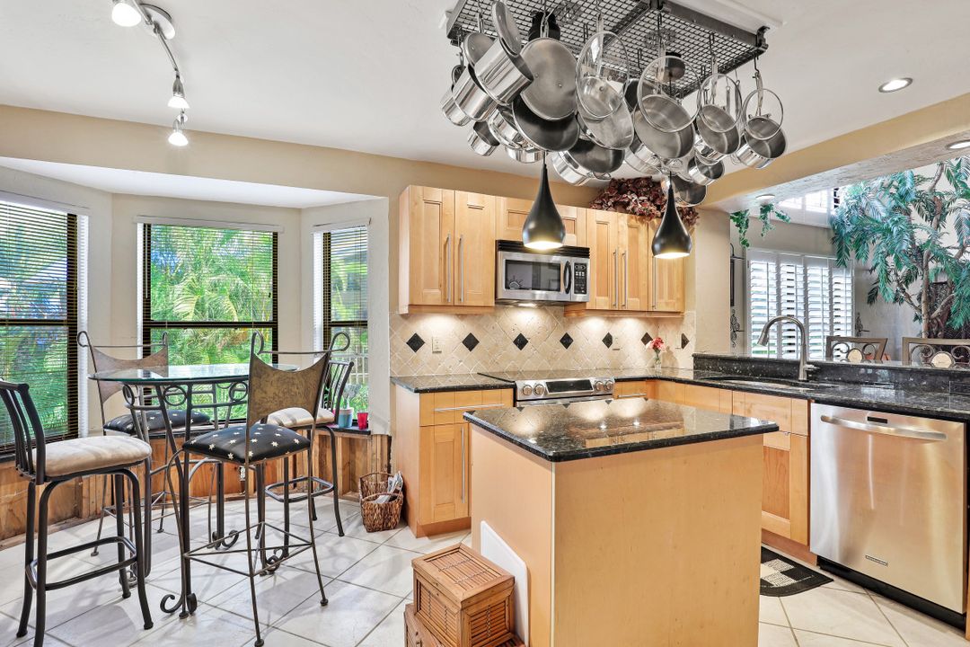 17755 Park Village Blvd, Fort Myers, FL 33908