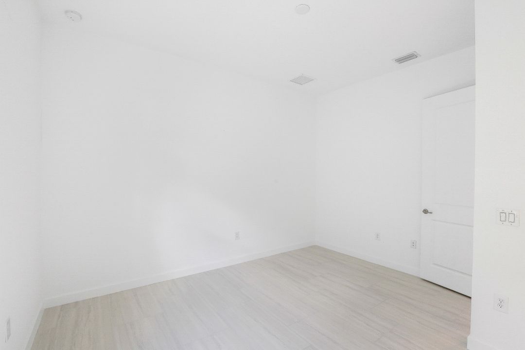 3154 Heather Glen Ct, Naples, FL 34114