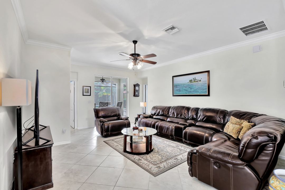 9577 Mirada Blvd, Fort Myers, FL 33908