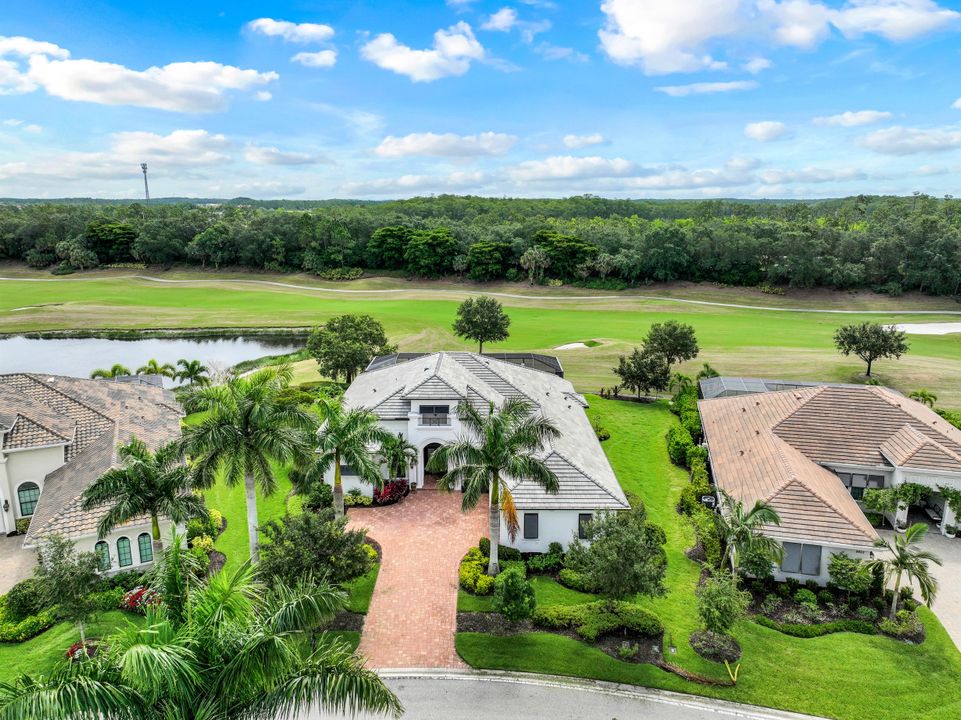 9559 Via Lago Way, Fort Myers, FL 33912