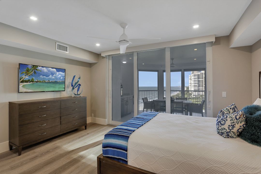 4051 Gulf Shore Blvd N #1101, Naples, FL 34103