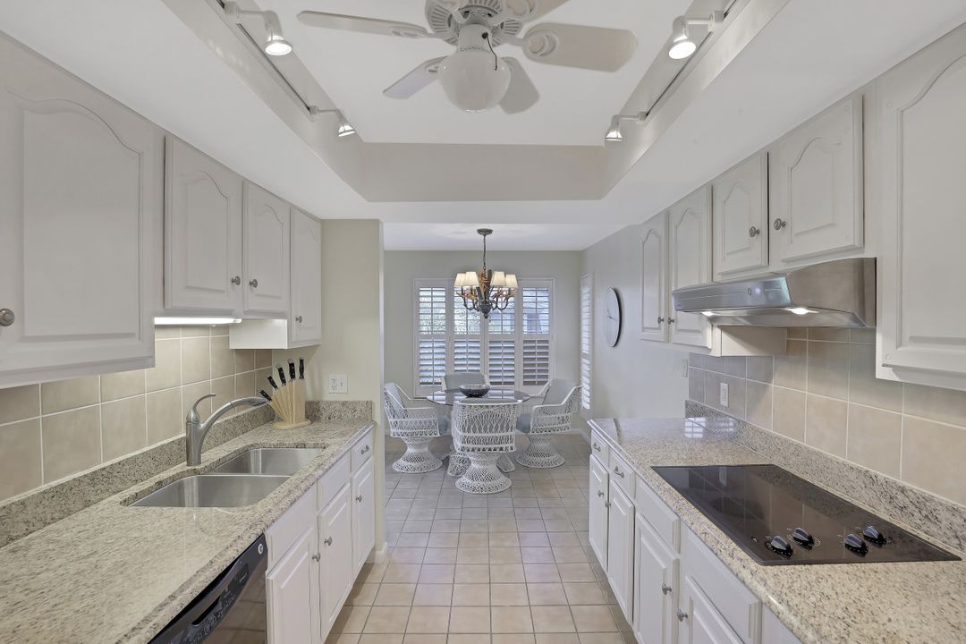 5964 Pelican Bay Blvd #431, Naples, FL 34108