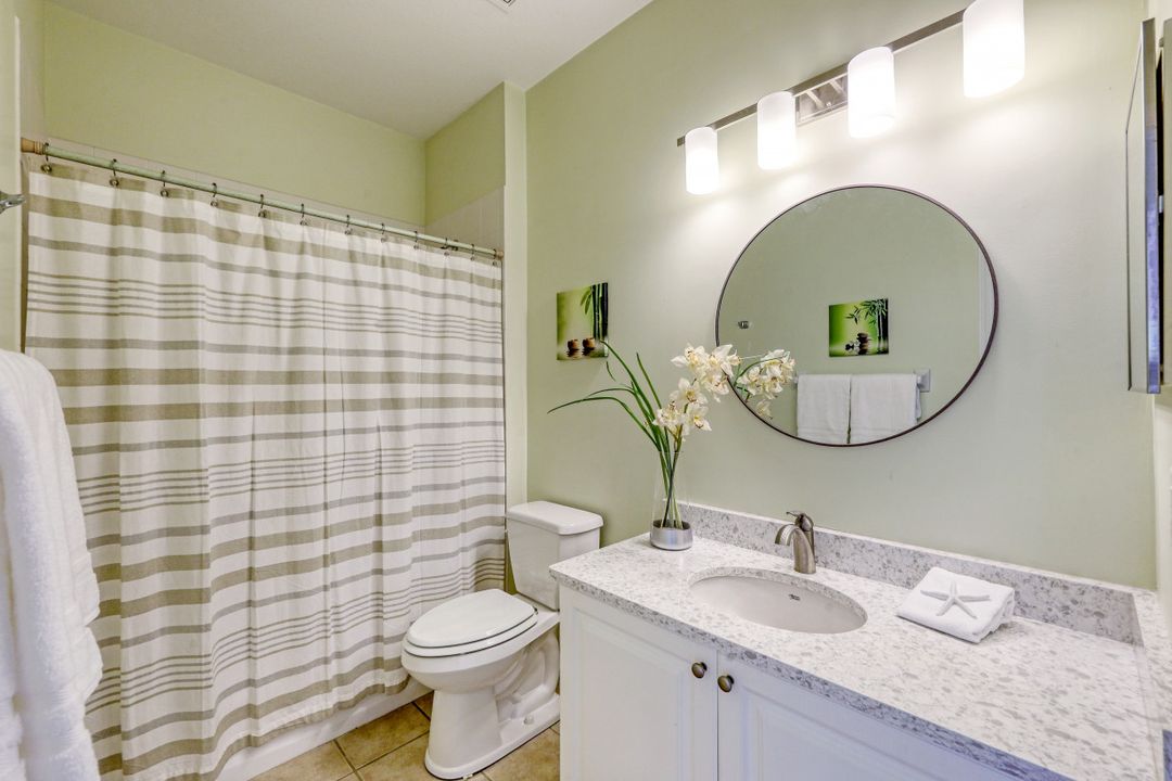 5245 Birmingham Dr #102, Naples, FL 34110