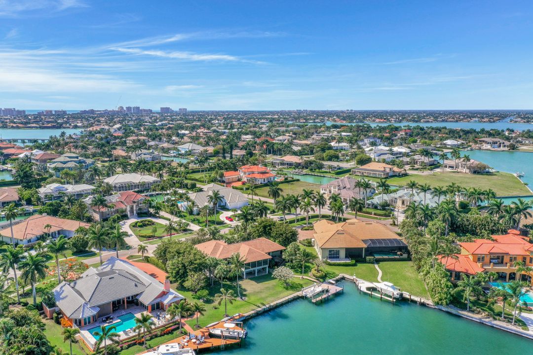 1011 Pettit Ct, Marco Island, FL 34145