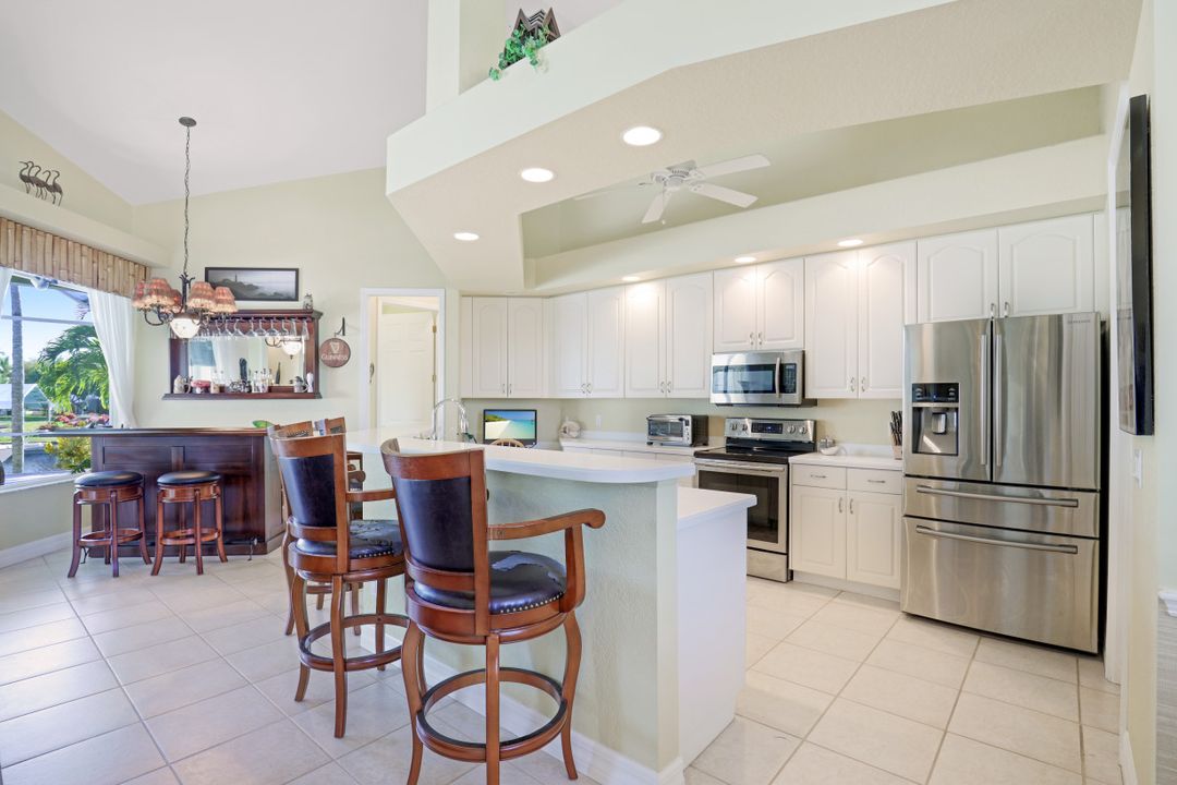 2902 SW 40th St, Cape Coral, FL 33914