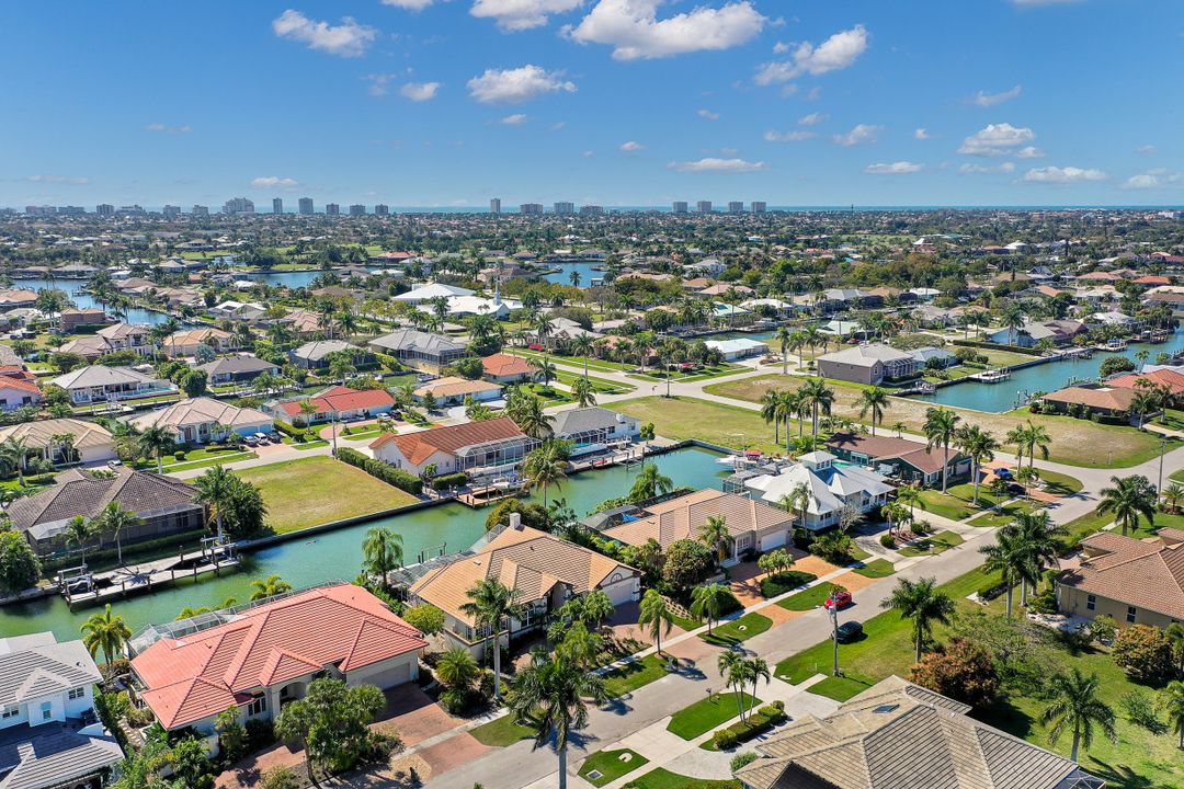 264 Rockhill Ct, Marco Island, FL 34145