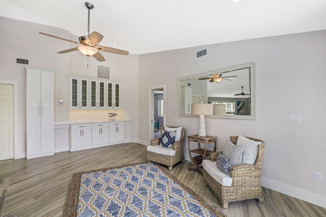 370 Cottage Ct, Marco Island, FL 34145