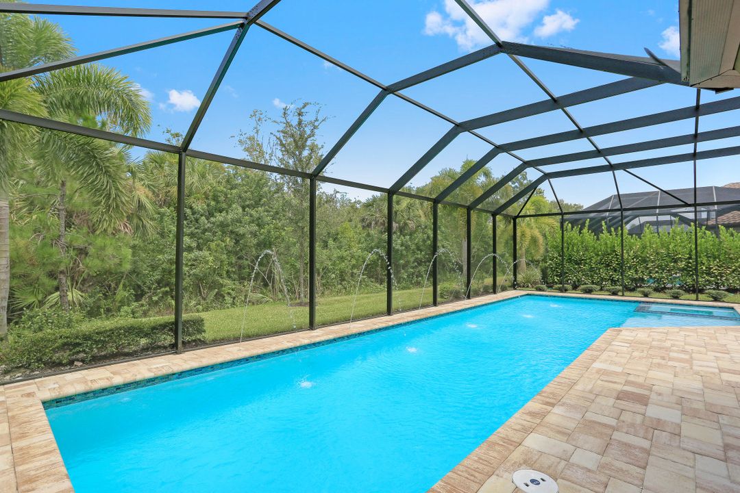 12774 Dundee Ln, Naples, FL 34120