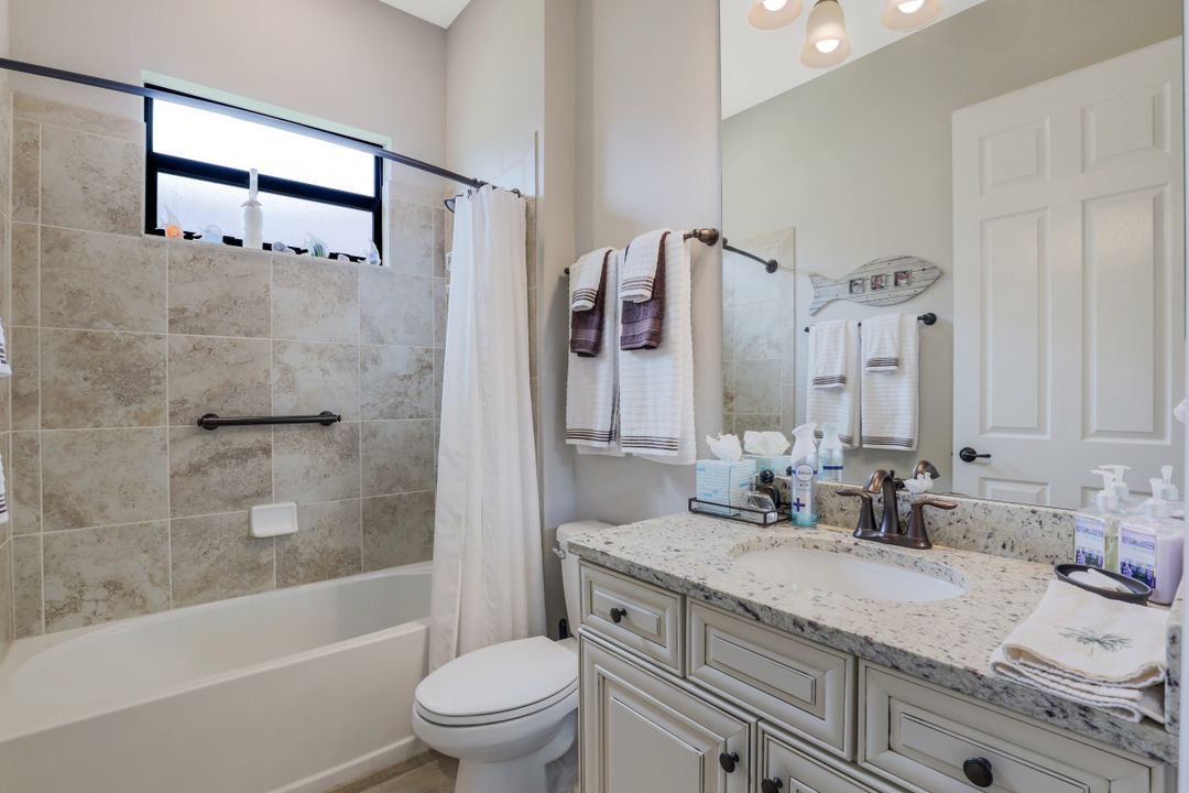 28020 Kerry Ct, Bonita Springs, FL 34135