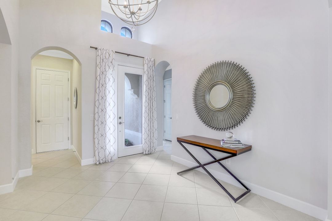 9021 Isla Bella Cir, Bonita Springs, FL 34135