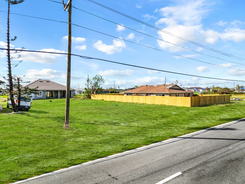 1160 Andalusia Blvd, Cape Coral, FL 33909