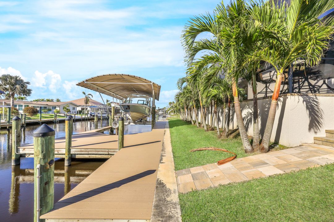 5828 SW 1st Ave, Cape Coral, FL 33914