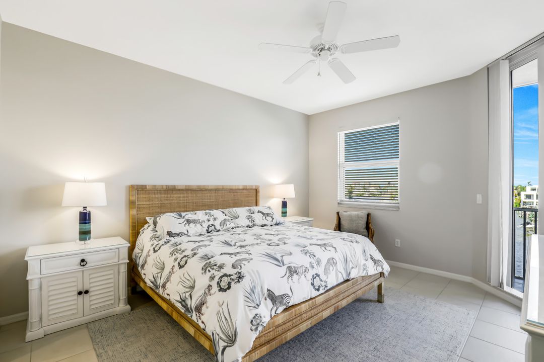 450 Launch Cir #402, Naples, FL 34108