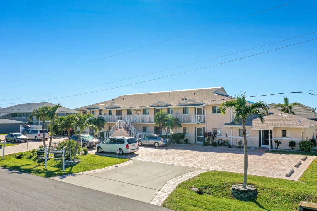 830 SW 48th Terrace, Cape Coral, FL 33914