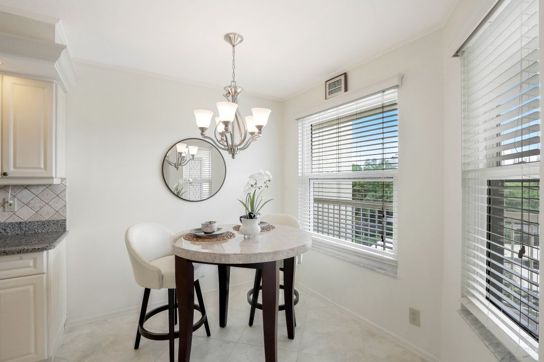 320 Horse Creek Dr #403, Naples, FL 34110