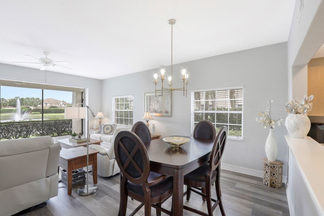 8204 Saratoga Dr #302, Naples, FL 34113