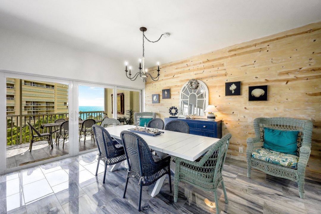 1 Bluebill Ave #803, Naples, FL 34108