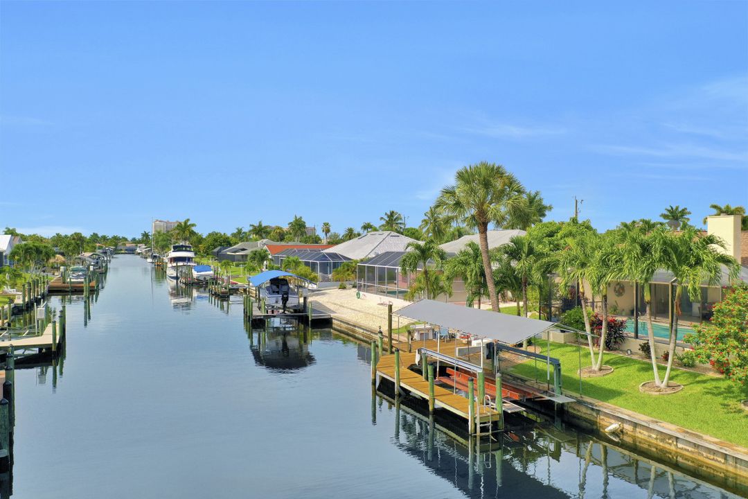 5223 SW 11th Pl, Cape Coral, FL 33914