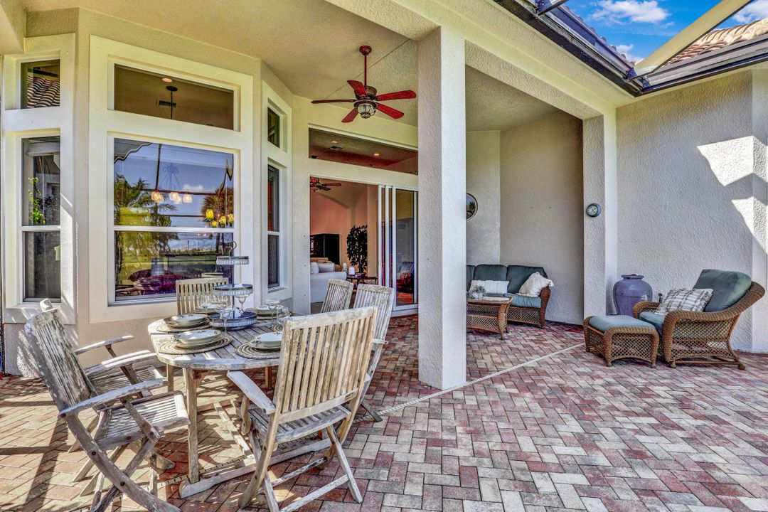 8972 Cherry Oaks Tr, Naples, FL 34114