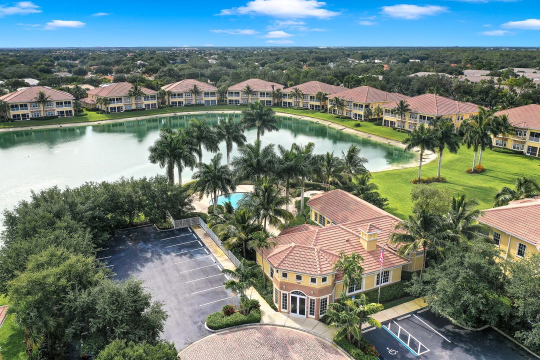 7164 Lemuria Cir #1603, Naples, FL 34109