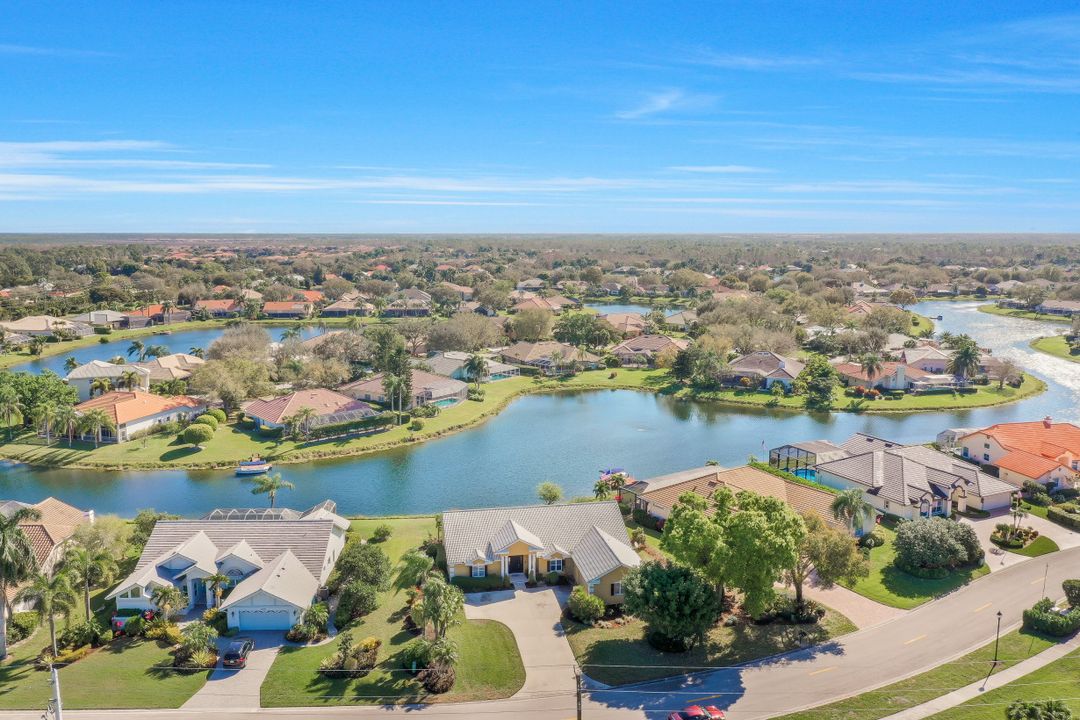 11708 Longshore Way W, Naples, FL 34119