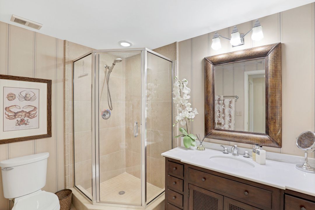 13105 Vanderbilt Dr #408, Naples, FL 34110