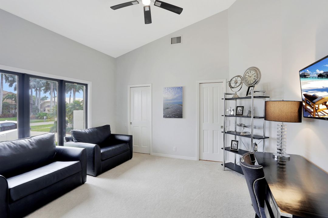 850 Eubanks Ct, Marco Island, FL 34145