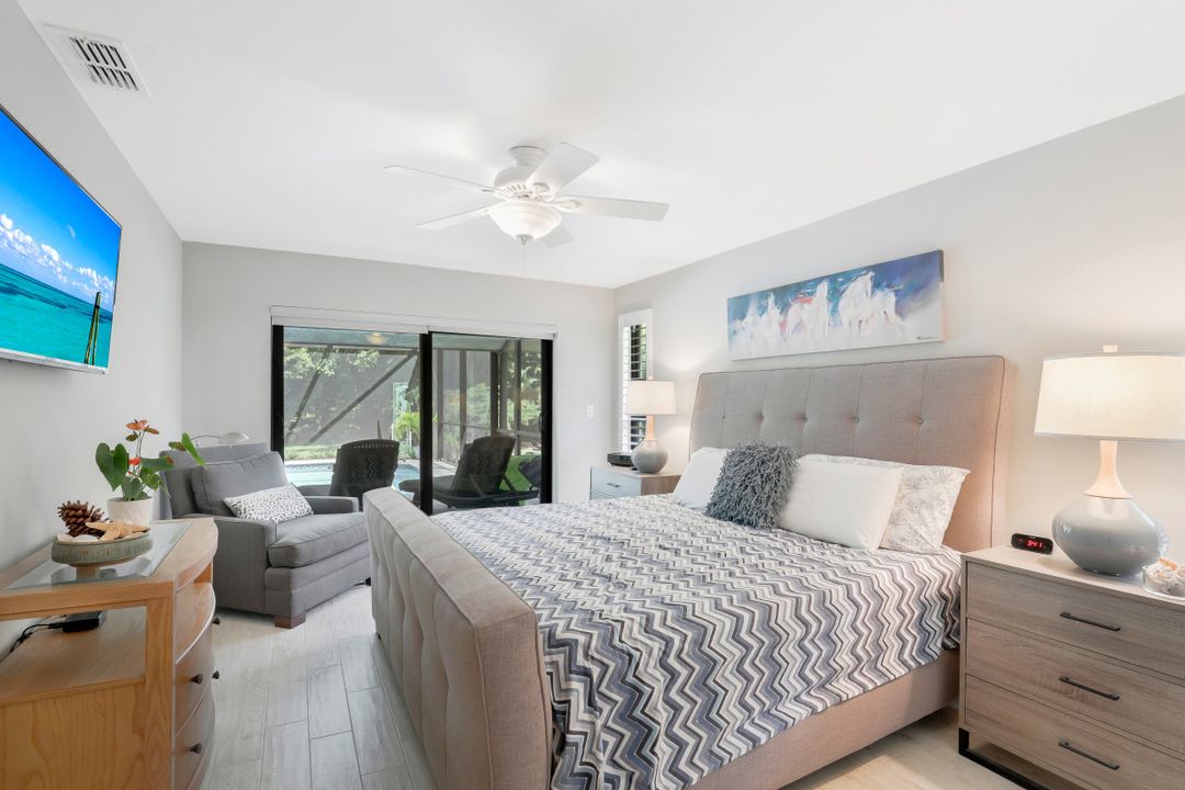 2201 Noble Ct, Naples, FL 34110