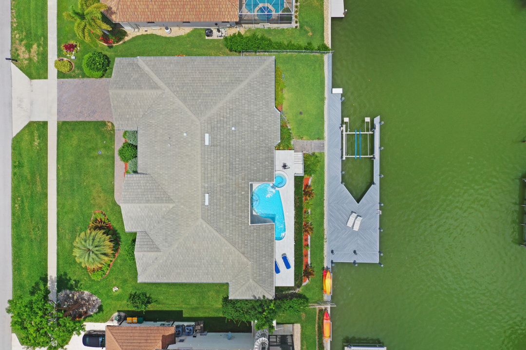 470 Maunder Ct, Marco Island, FL 34145