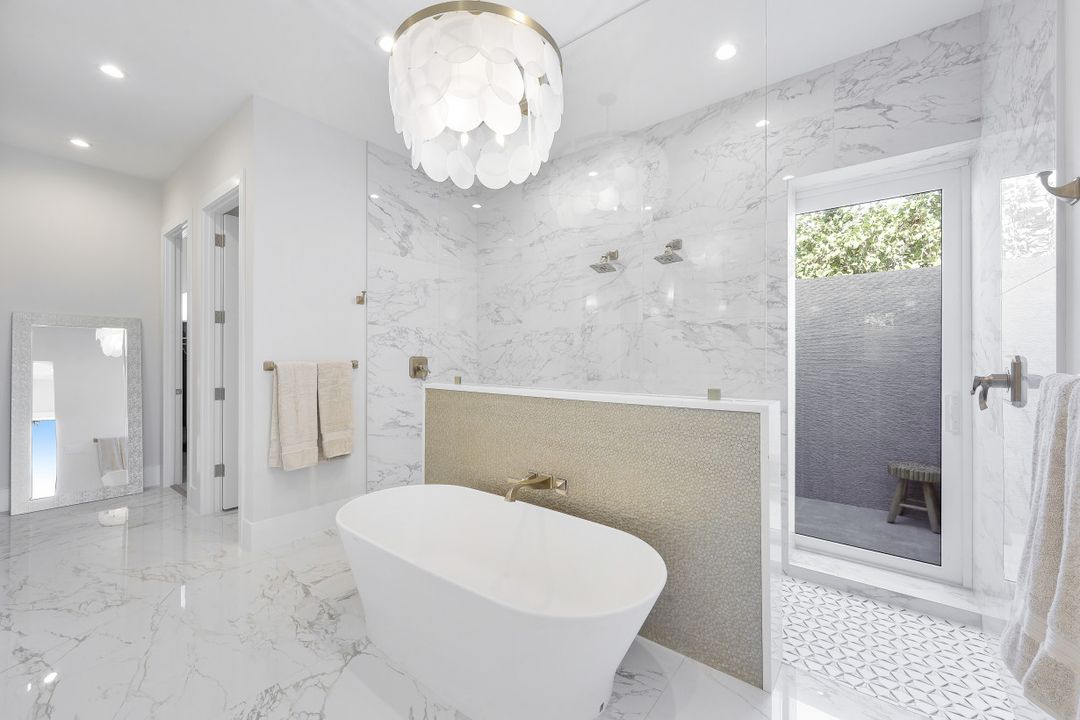 1250 Spanish Ct, Marco Island, FL 34145