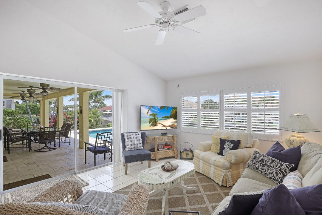 725 Plantation Ct, Marco Island, FL 34145