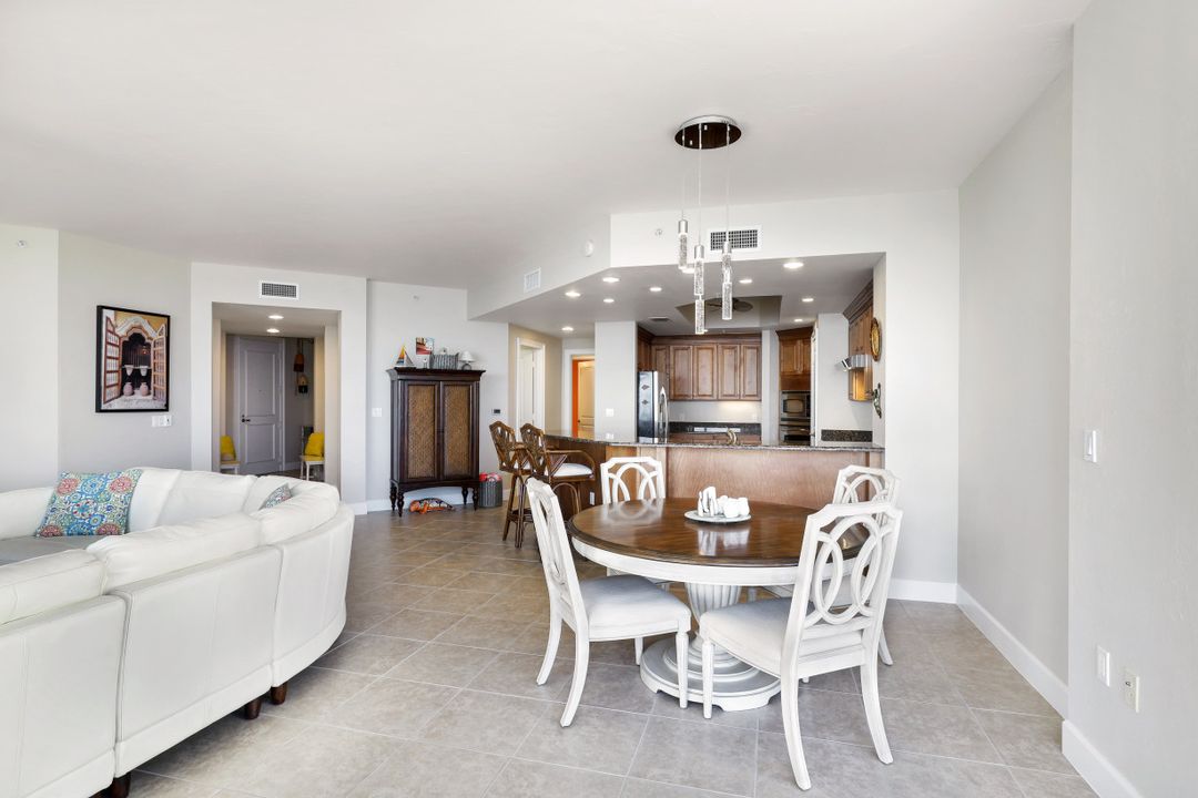 4029 SE 20th Pl #102, Cape Coral, FL 33904