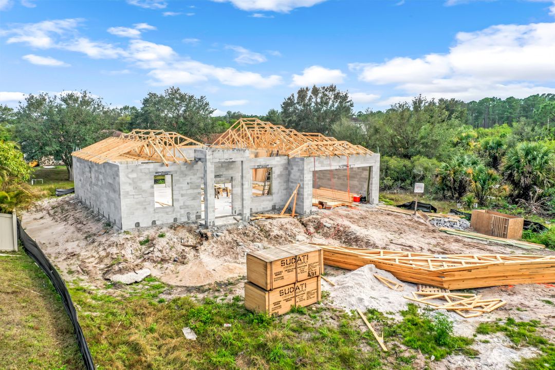 431 Pinafore Ave, Lehigh Acres, FL 33974