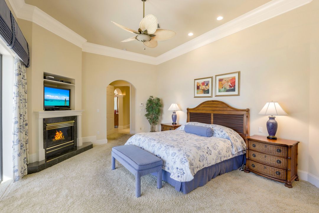 3501 Creekview Dr, Bonita Springs, FL 34134