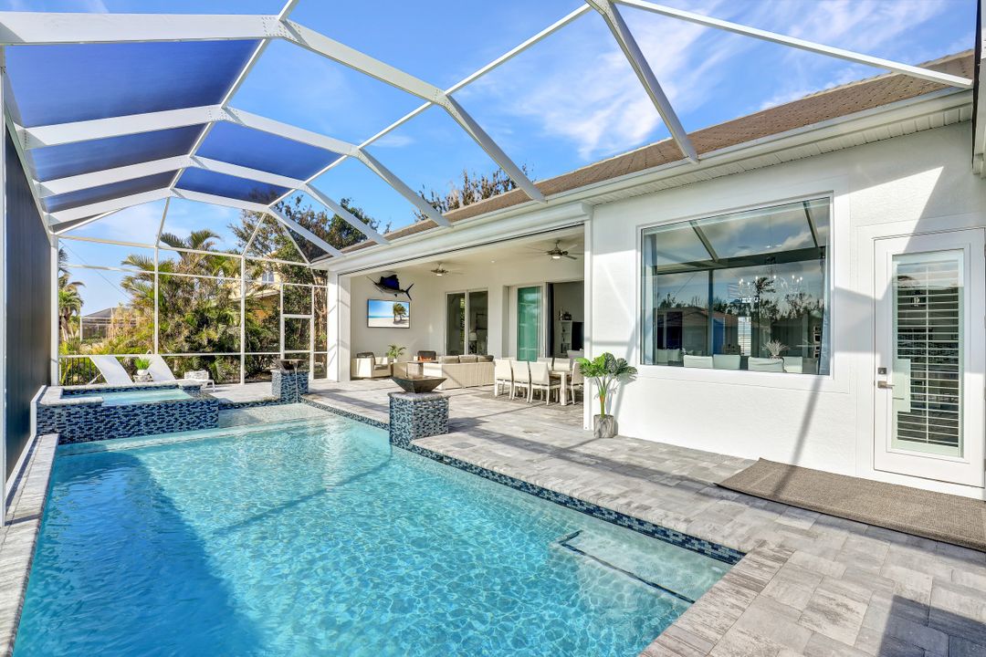 2612 Surfside Blvd, Cape Coral, FL 33914