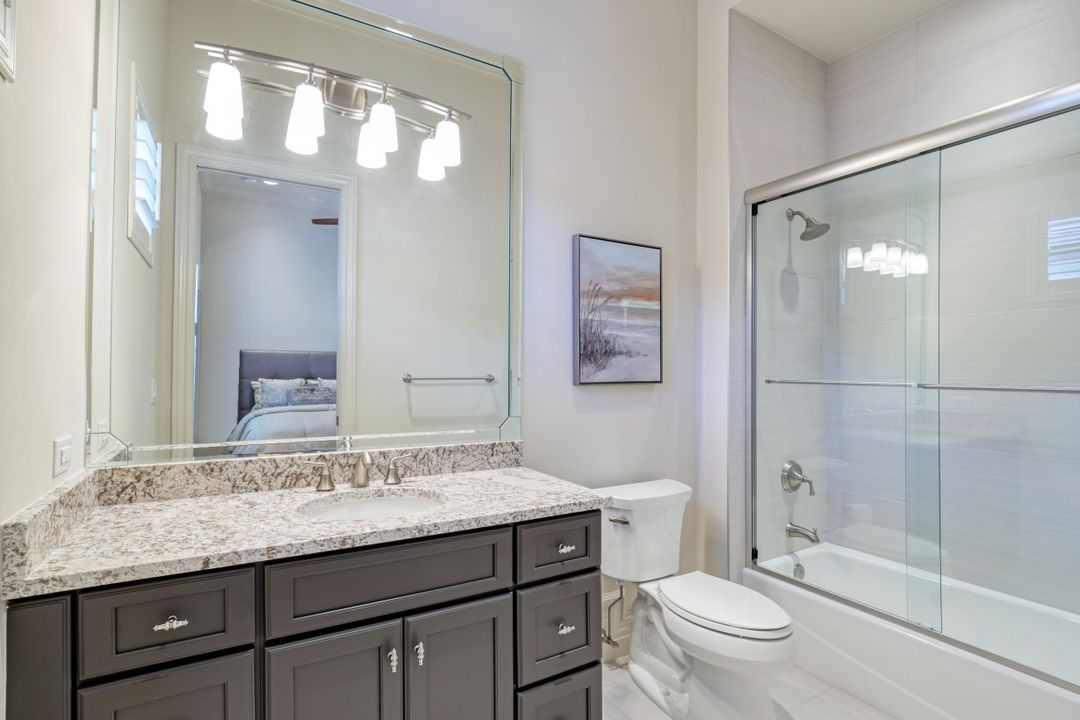 16459 Seneca Way, Naples, FL 34110
