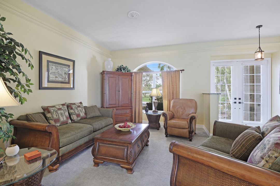 5209 SW 25th Pl, Cape Coral, FL 33914