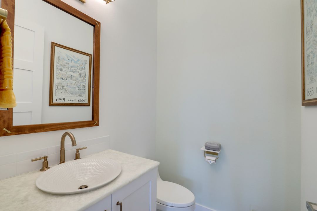 27050 Flamingo Dr, Bonita Springs, FL 34135