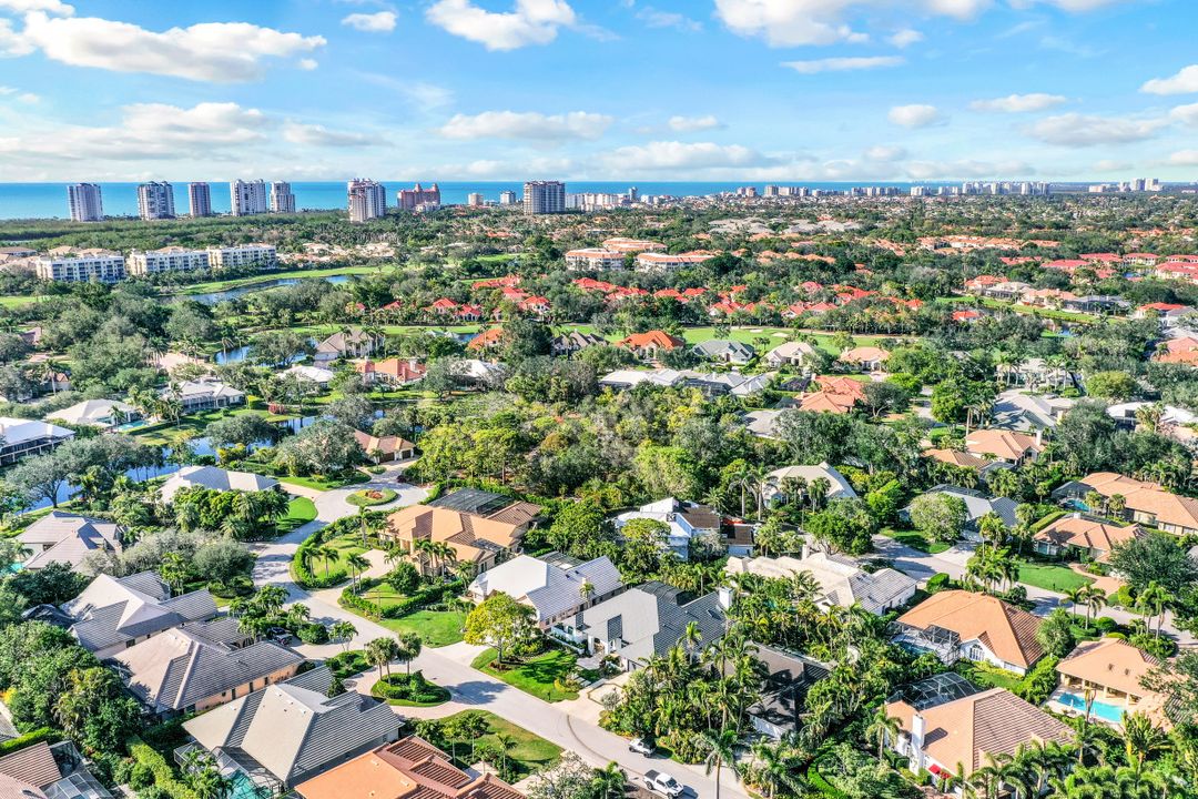 713 Shadow Lake Ln, Naples, FL 34108