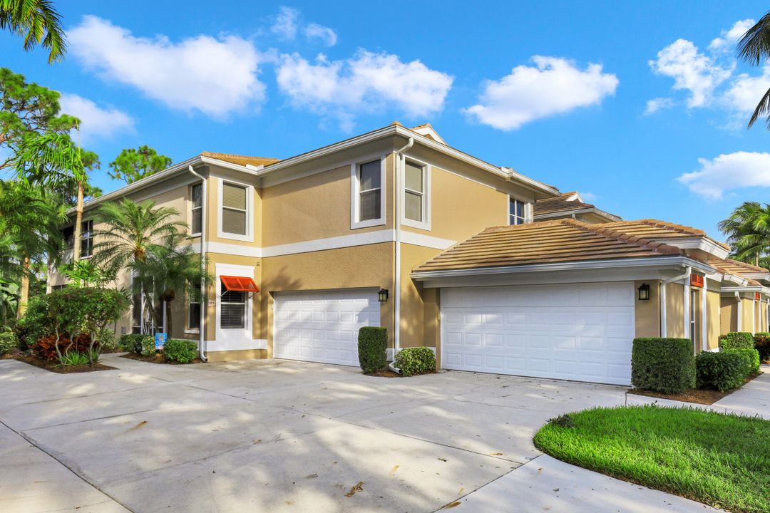 897 Carrick Bend Cir #1501, Naples, FL 34110