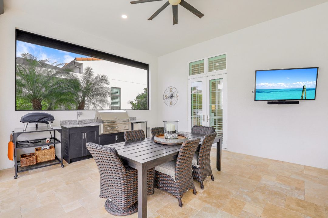 3237 Tavolara Ln, Naples, FL 34114