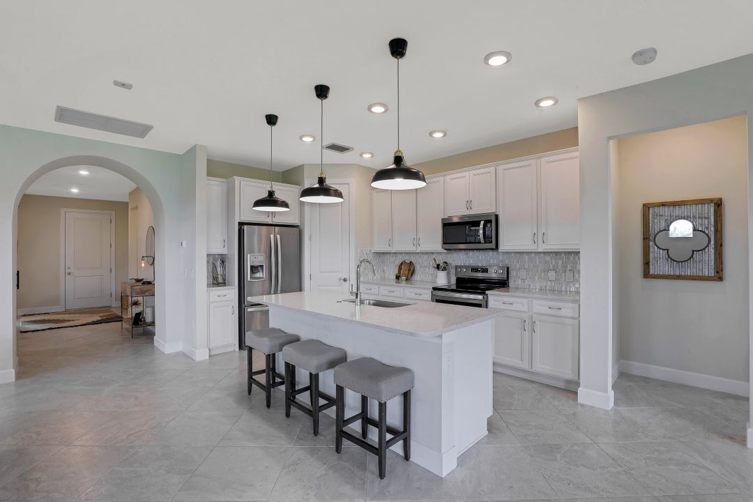 17005 Ashcomb Way, Estero, FL 33928