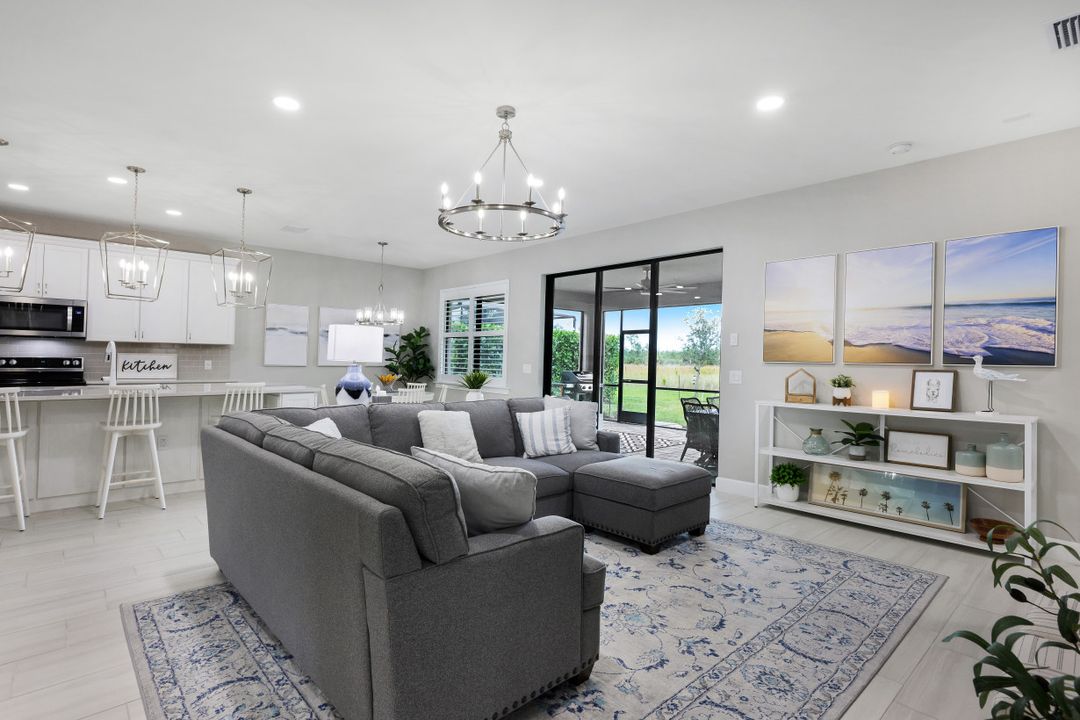 17624 Kinzie Ln, Estero, FL 33928