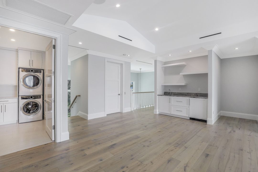 313 Turtle Hatch Rd, Naples, FL 34103